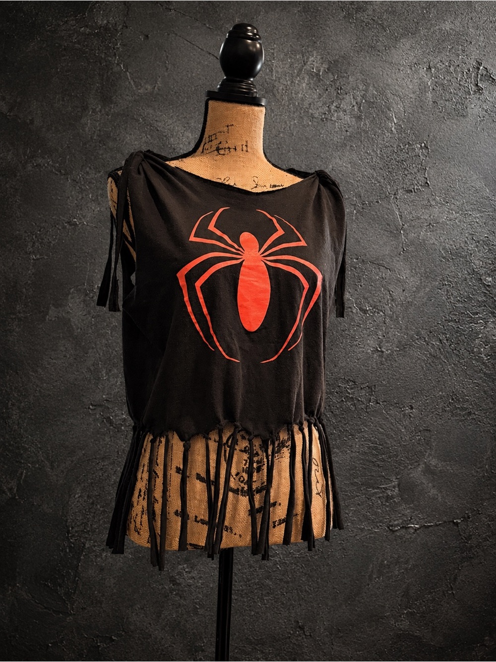Spiderman Fringe Tank – Women’s Medium